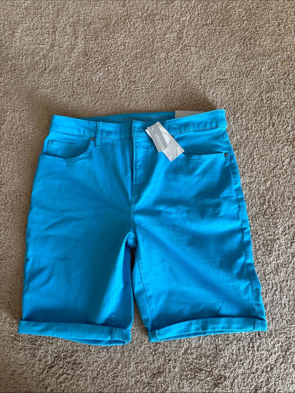 Chico's women’s Teal Bermuda Shorts NWT size 2 /12 - Picture 3 of 6